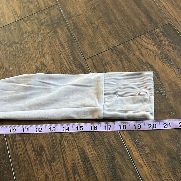 Athleta running workout  jacket zip front lilac color size S like new activewear - Picture 12 of 12